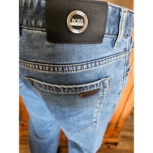 HUGO BOSS great looking JEANS - Size 35